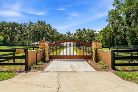 Tiny photo for 4 Middleground Road, Ocala, FL 34482 (MLS # TB8530911)