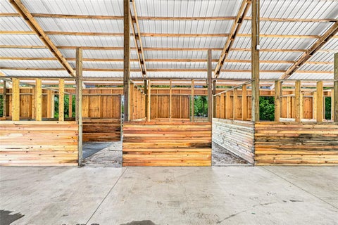 Tiny photo for 4 Middleground Road, Ocala, FL 34482 (MLS # TB8530911)