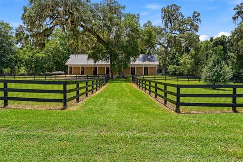 Tiny photo for 4 Middleground Road, Ocala, FL 34482 (MLS # TB8530911)