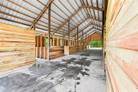 Tiny photo for 4 Middleground Road, Ocala, FL 34482 (MLS # TB8530911)