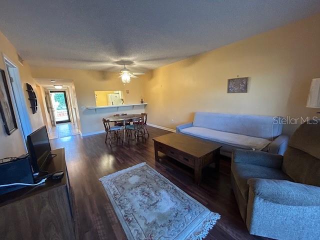 CASA DEL SOL - Residential Lease