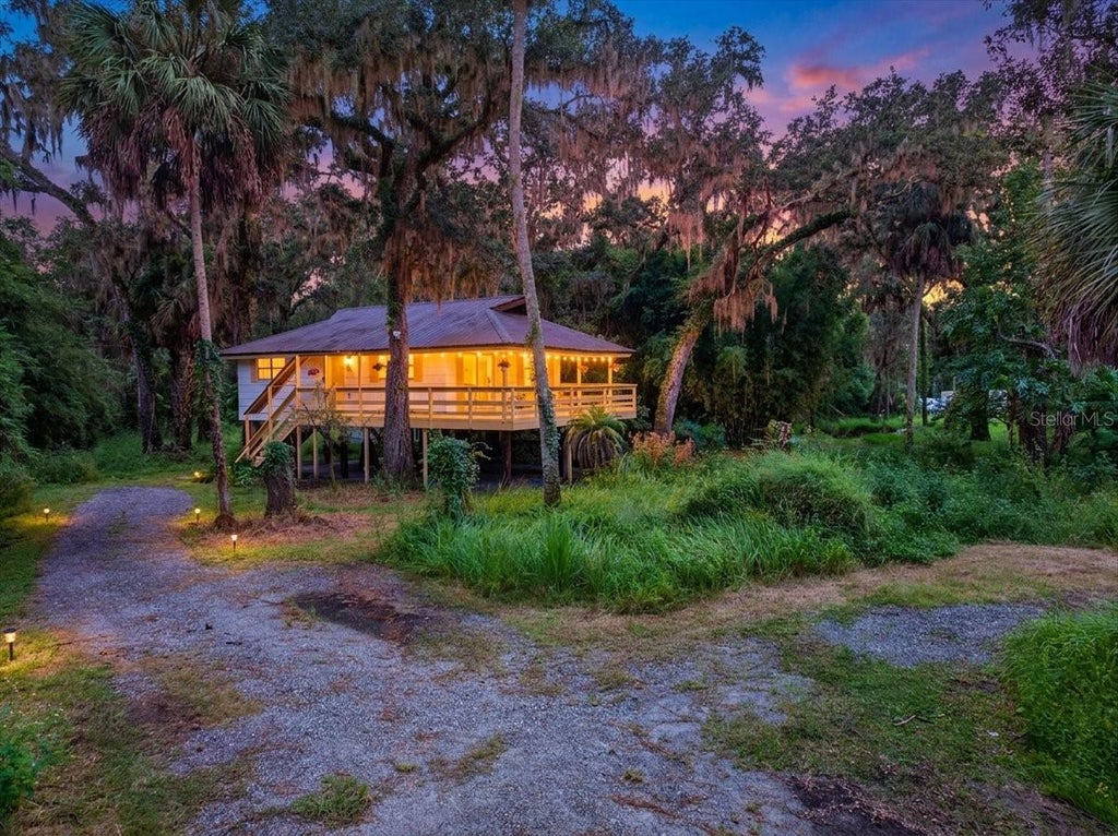Photo of 4417 River Drive, Valrico, FL 33596 (MLS # TB8551313)