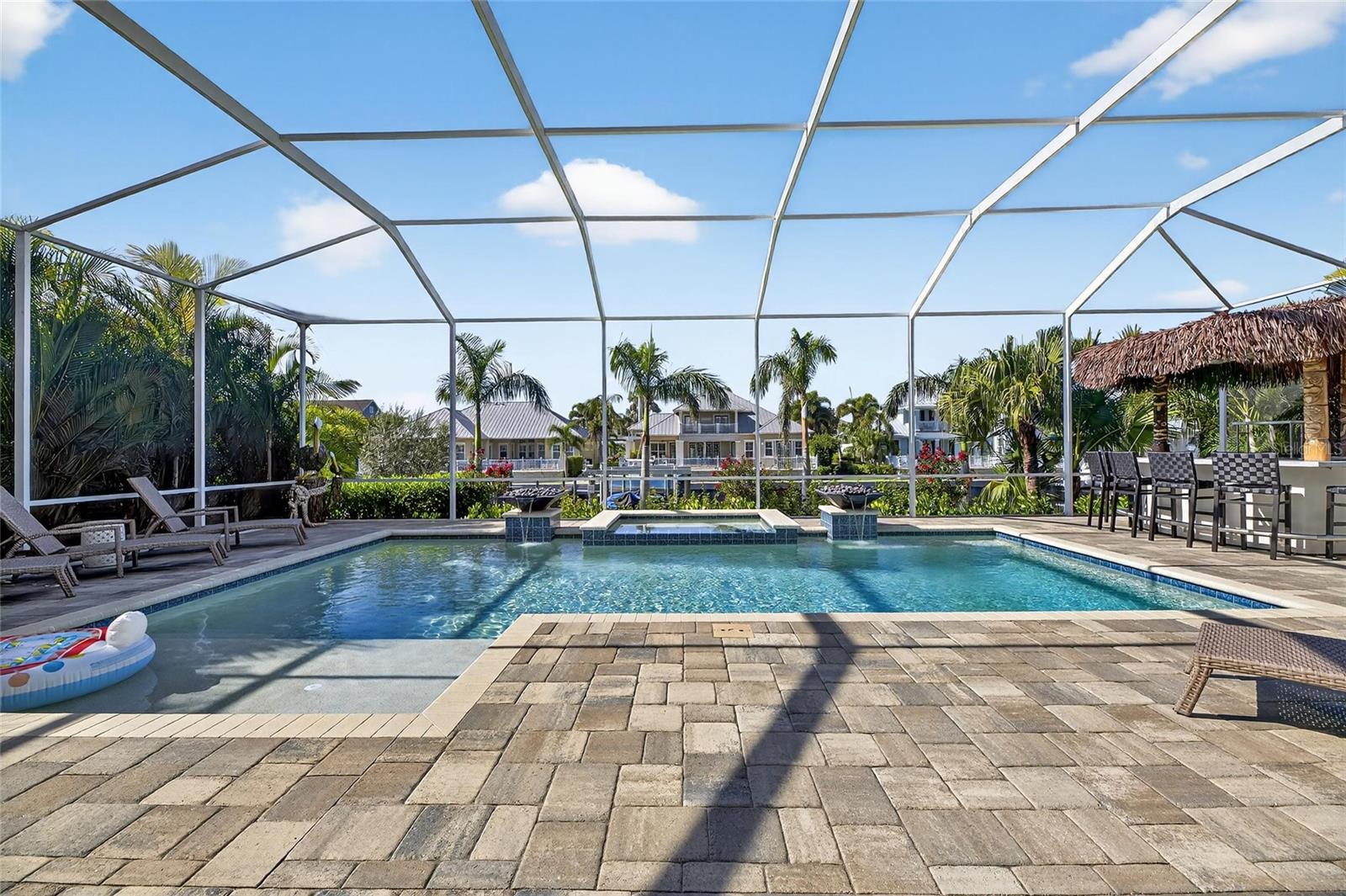998 SIGNET DRIVE