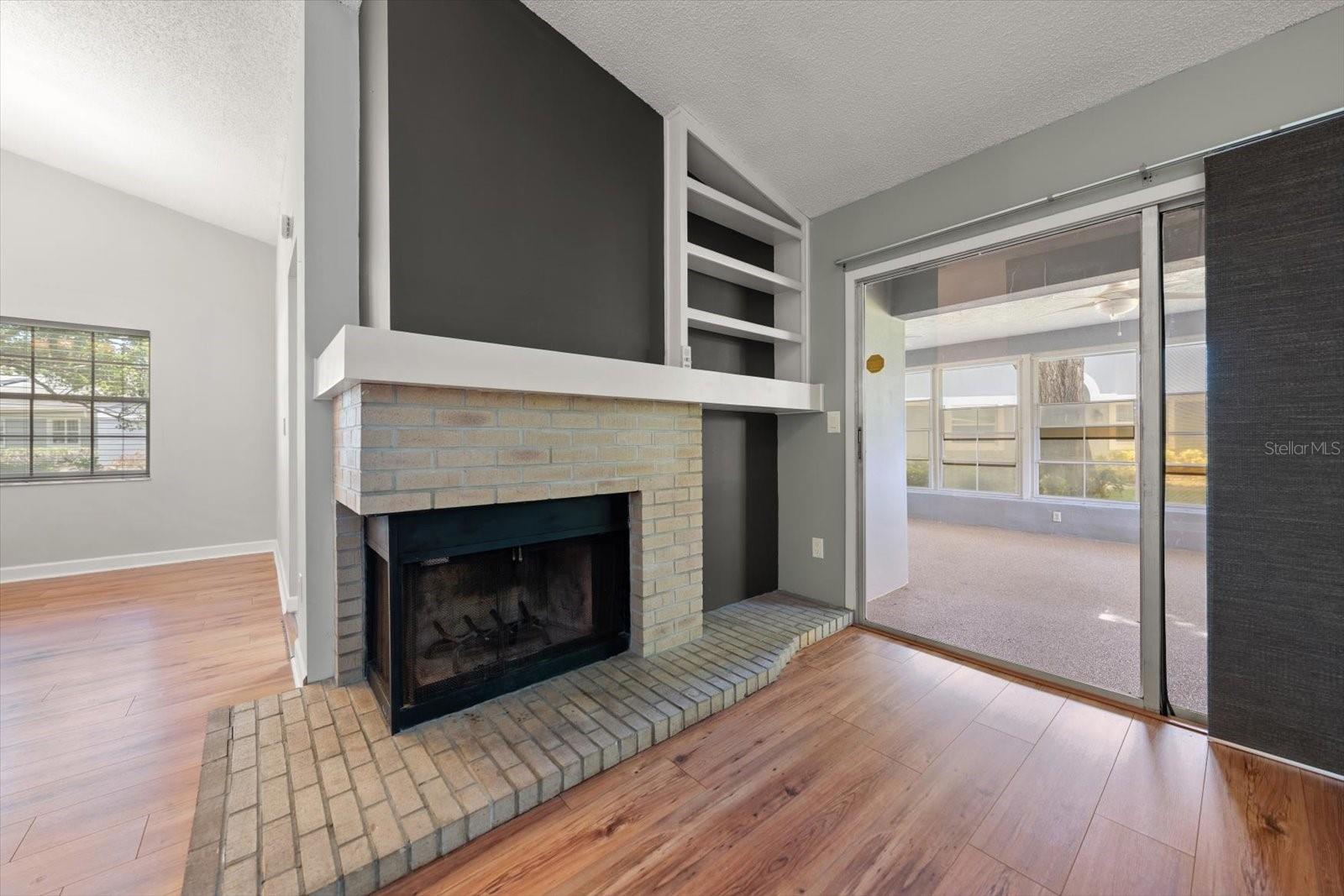 BAY TOWNE WEST - Residential