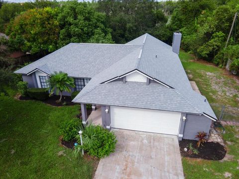 A home in DELTONA