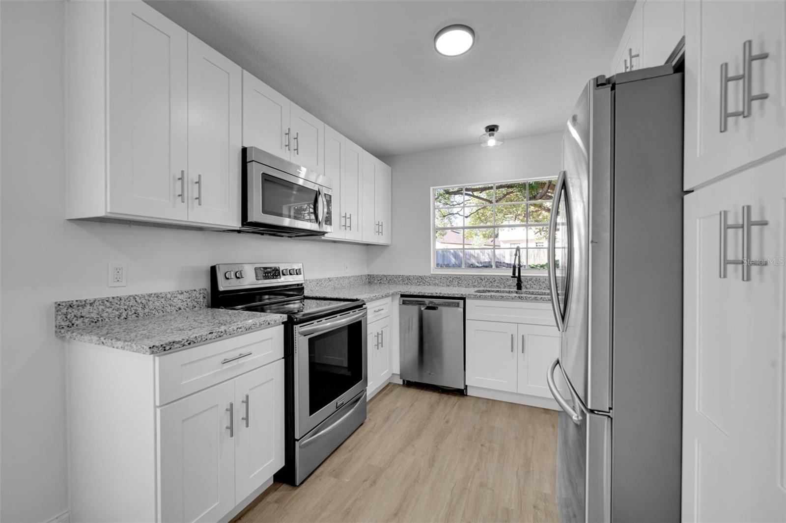 COUNTRY LANE - Residential