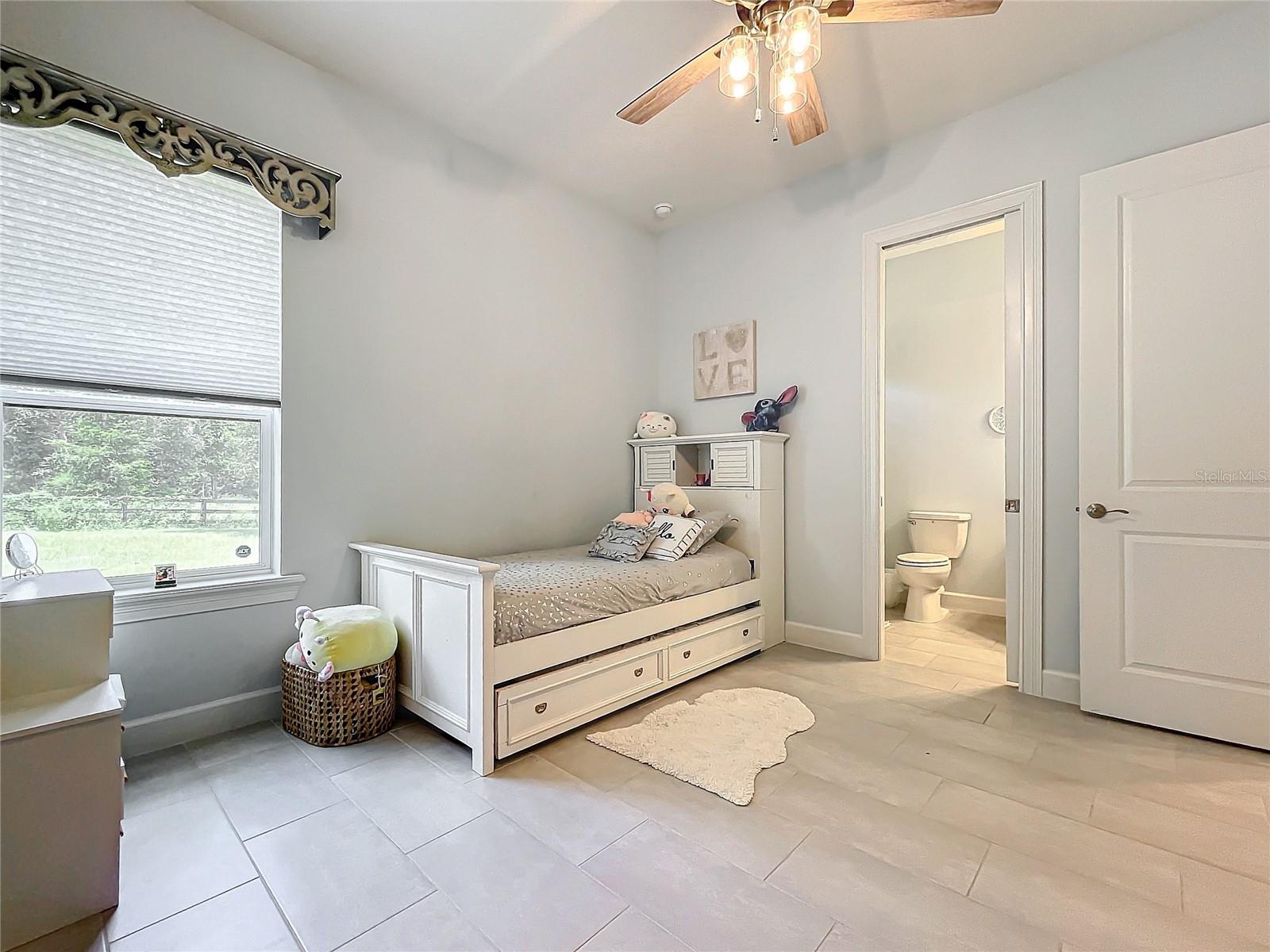 WOLFHEAD RIDGE - Residential