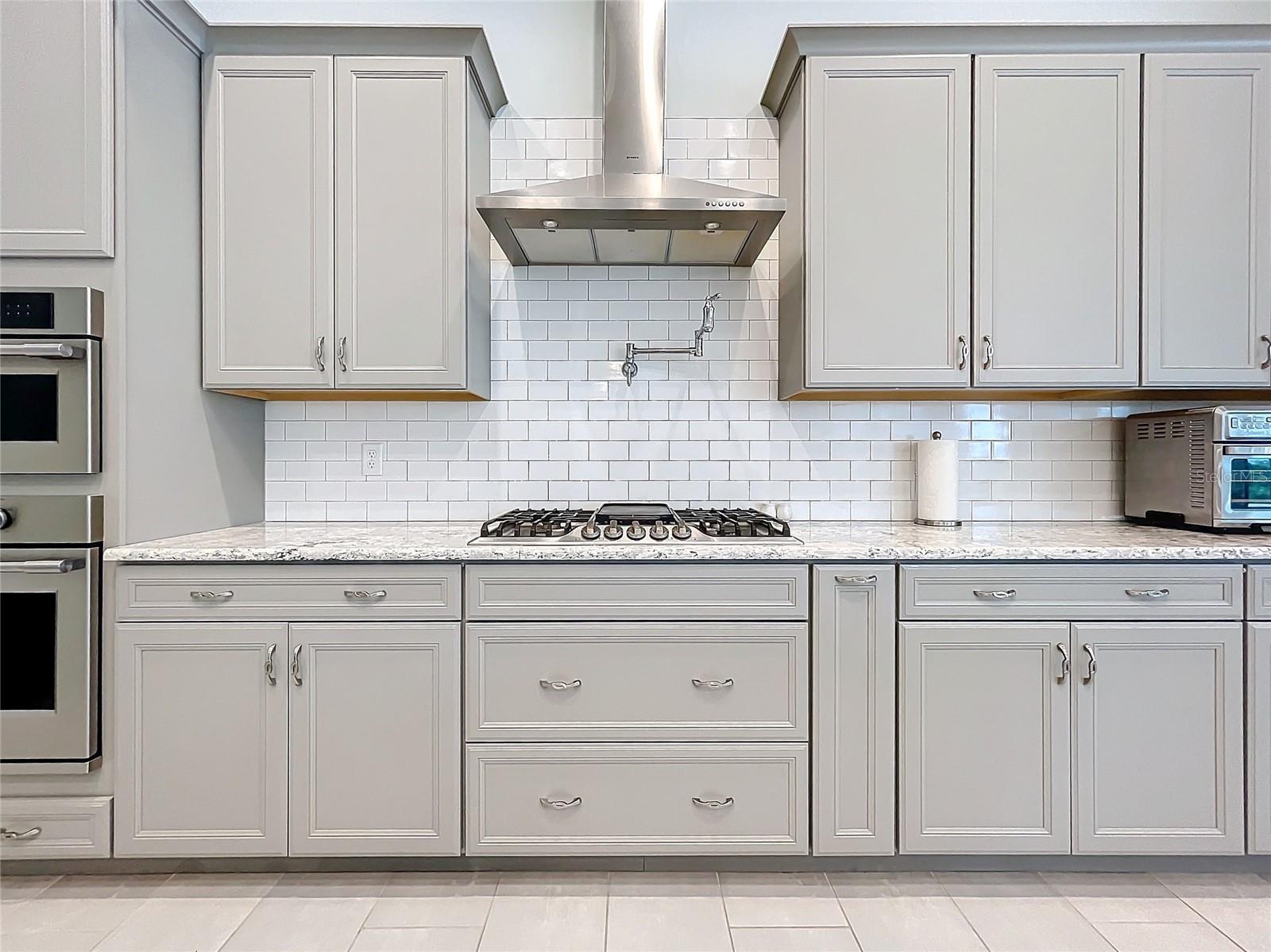 WOLFHEAD RIDGE - Residential