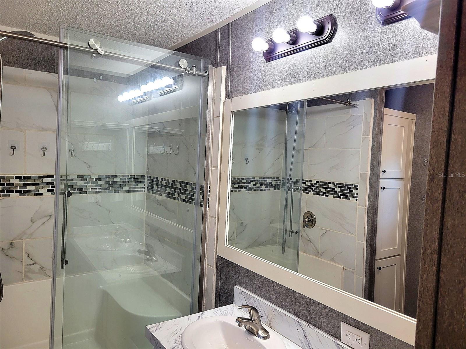 WILLISTON HLNDS - Residential