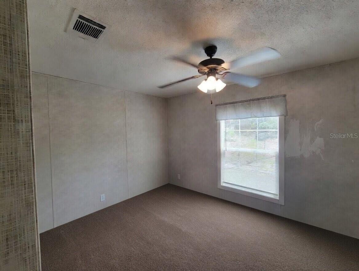 WILLISTON HLNDS - Residential