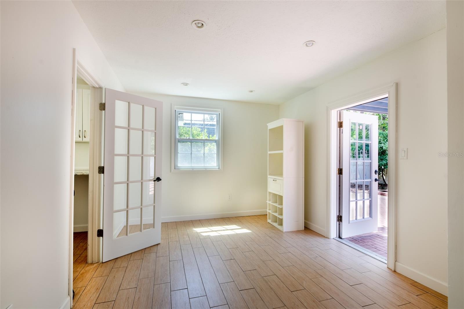 ANDERSON HUNTER ESTATES - Residential