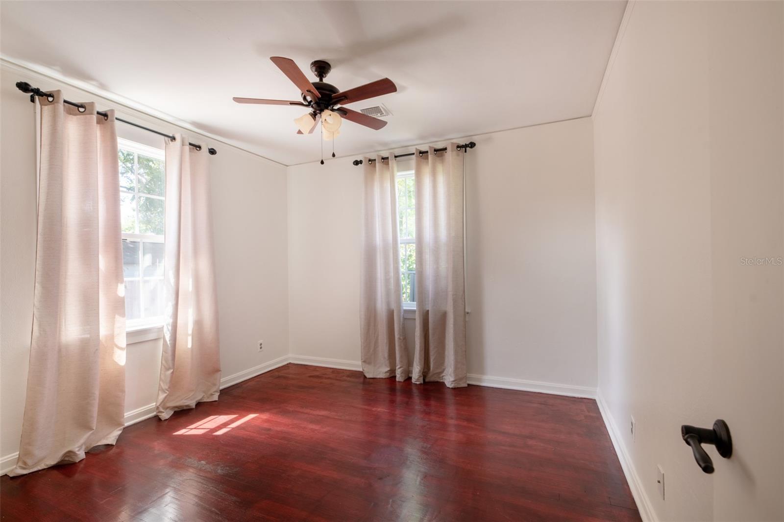 ANDERSON HUNTER ESTATES - Residential