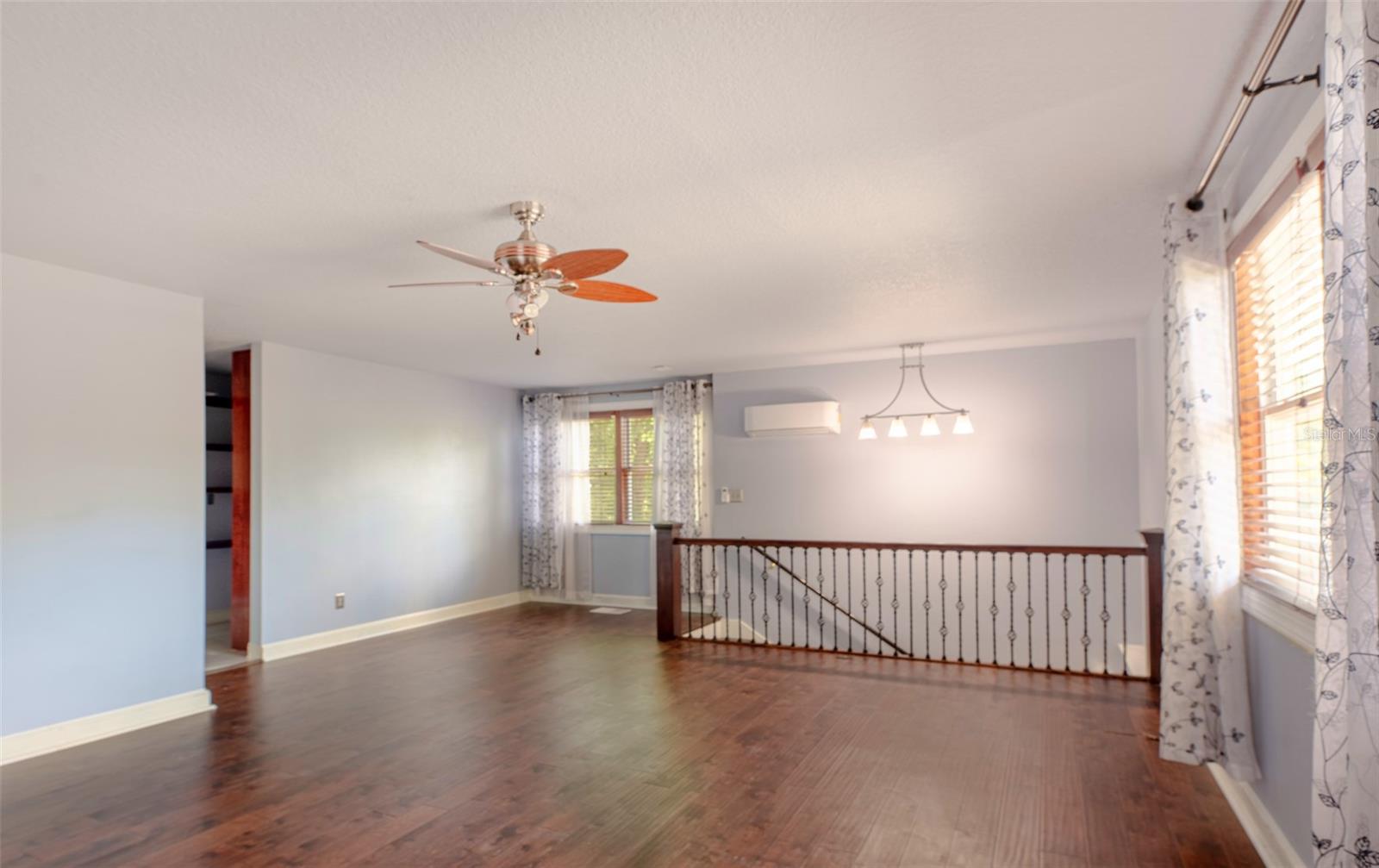 ANDERSON HUNTER ESTATES - Residential