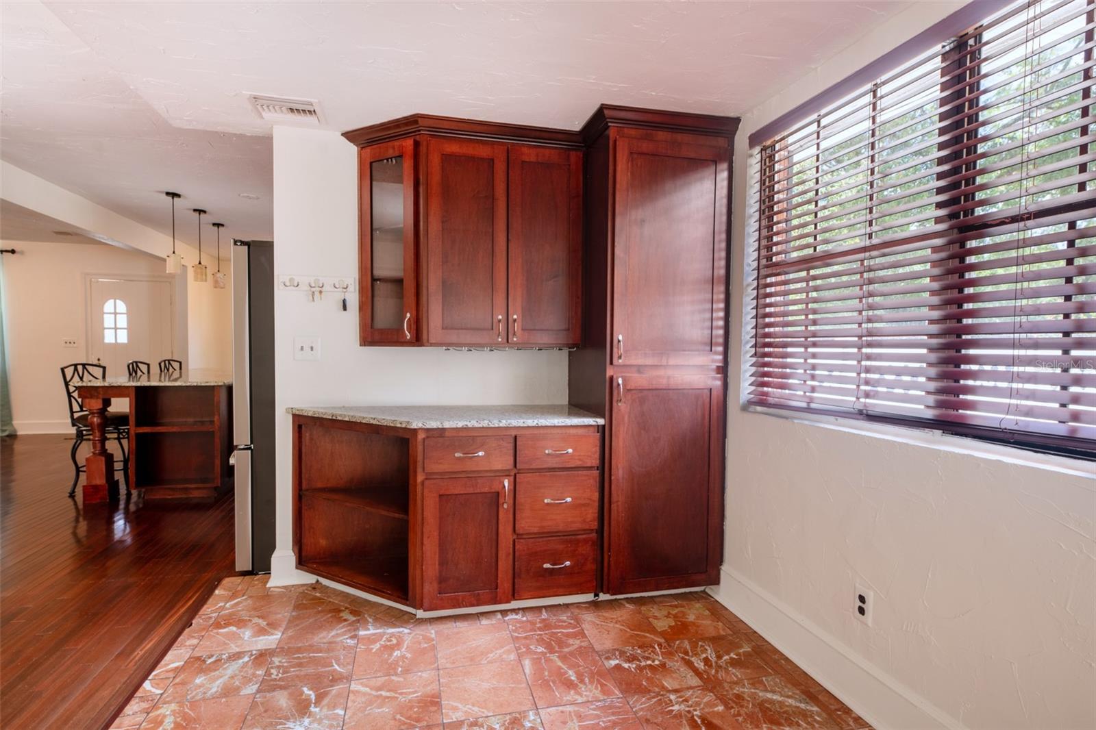 ANDERSON HUNTER ESTATES - Residential