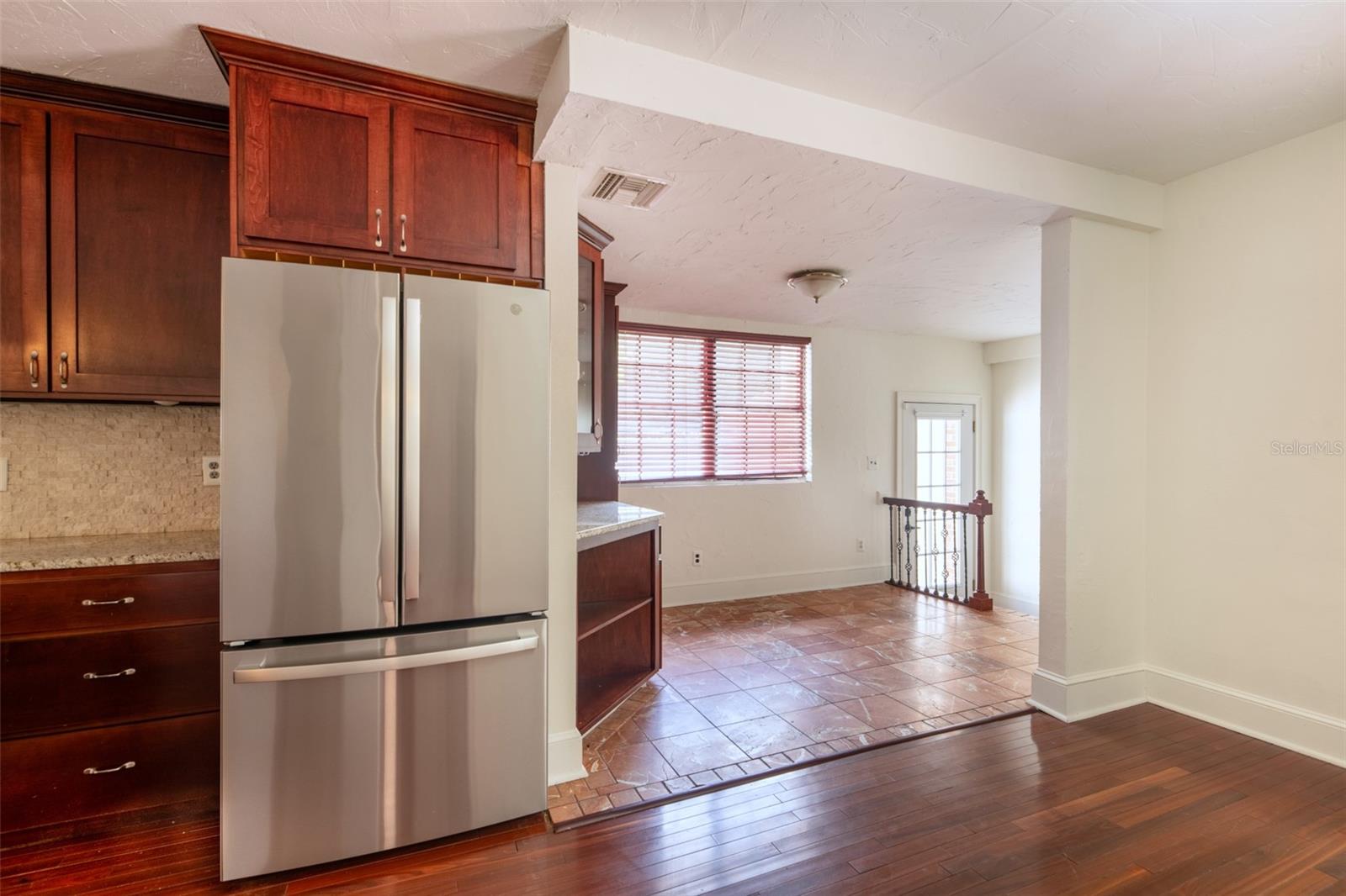 ANDERSON HUNTER ESTATES - Residential