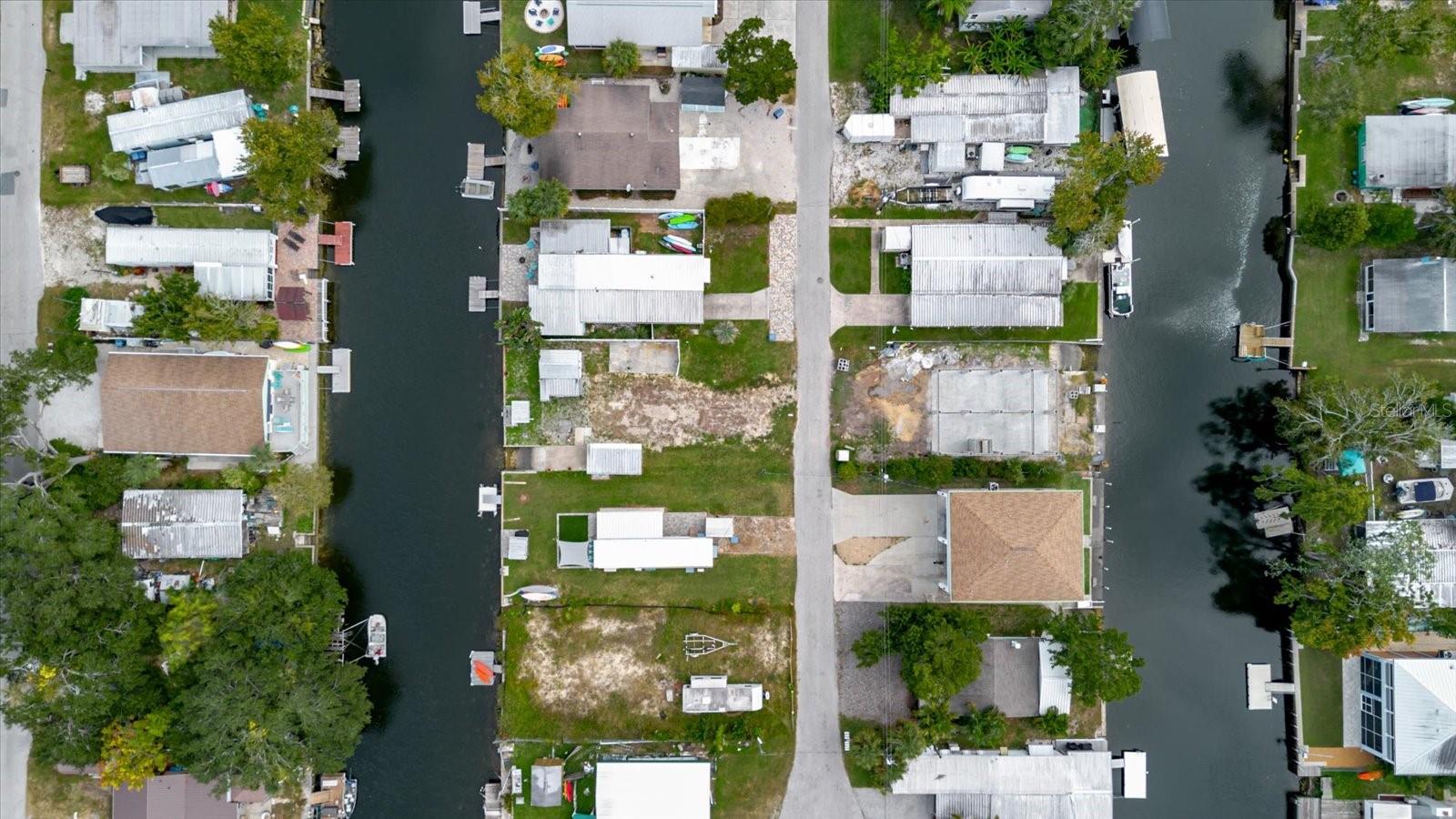 WEEKI WACHEE GARDENS - Residential