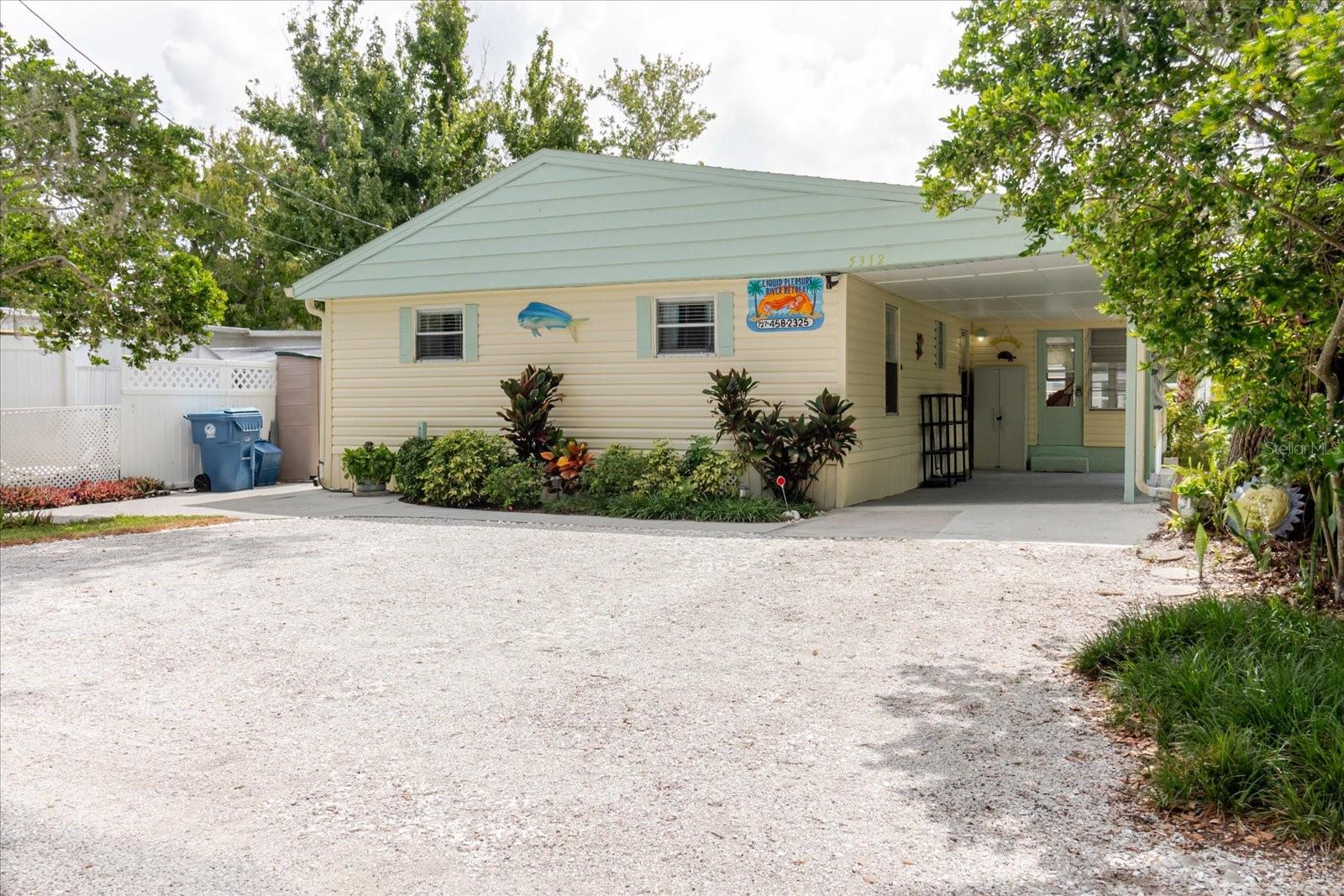 WEEKI WACHEE GARDENS - Residential