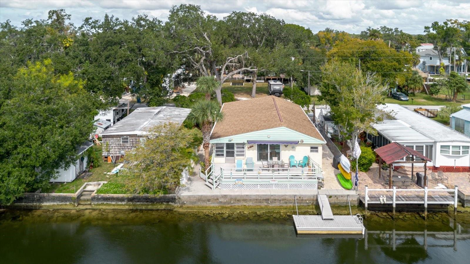 WEEKI WACHEE GARDENS - Residential