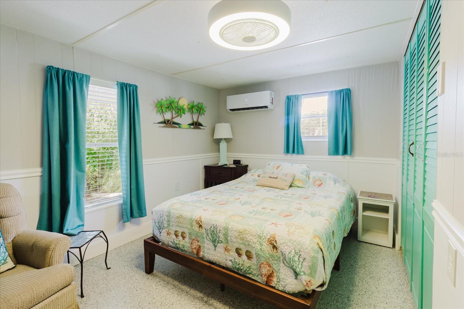 WEEKI WACHEE GARDENS - Residential
