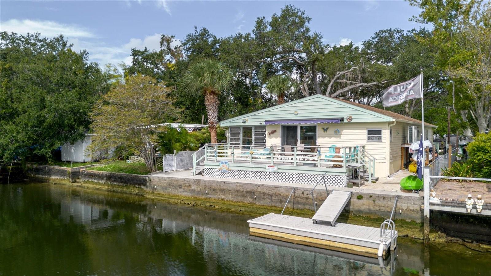 WEEKI WACHEE GARDENS - Residential