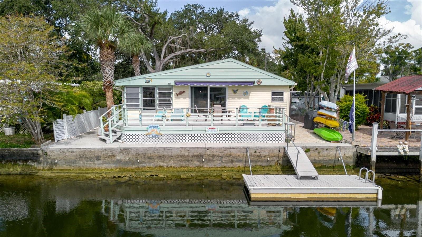 WEEKI WACHEE GARDENS - Residential