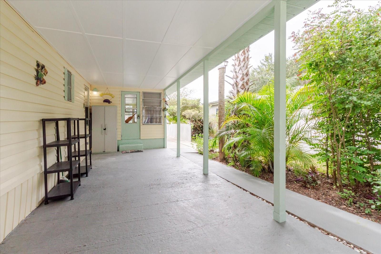 WEEKI WACHEE GARDENS - Residential