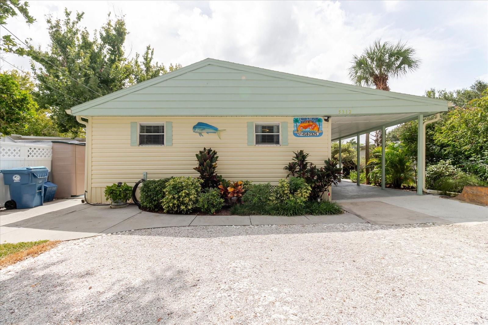 WEEKI WACHEE GARDENS - Residential