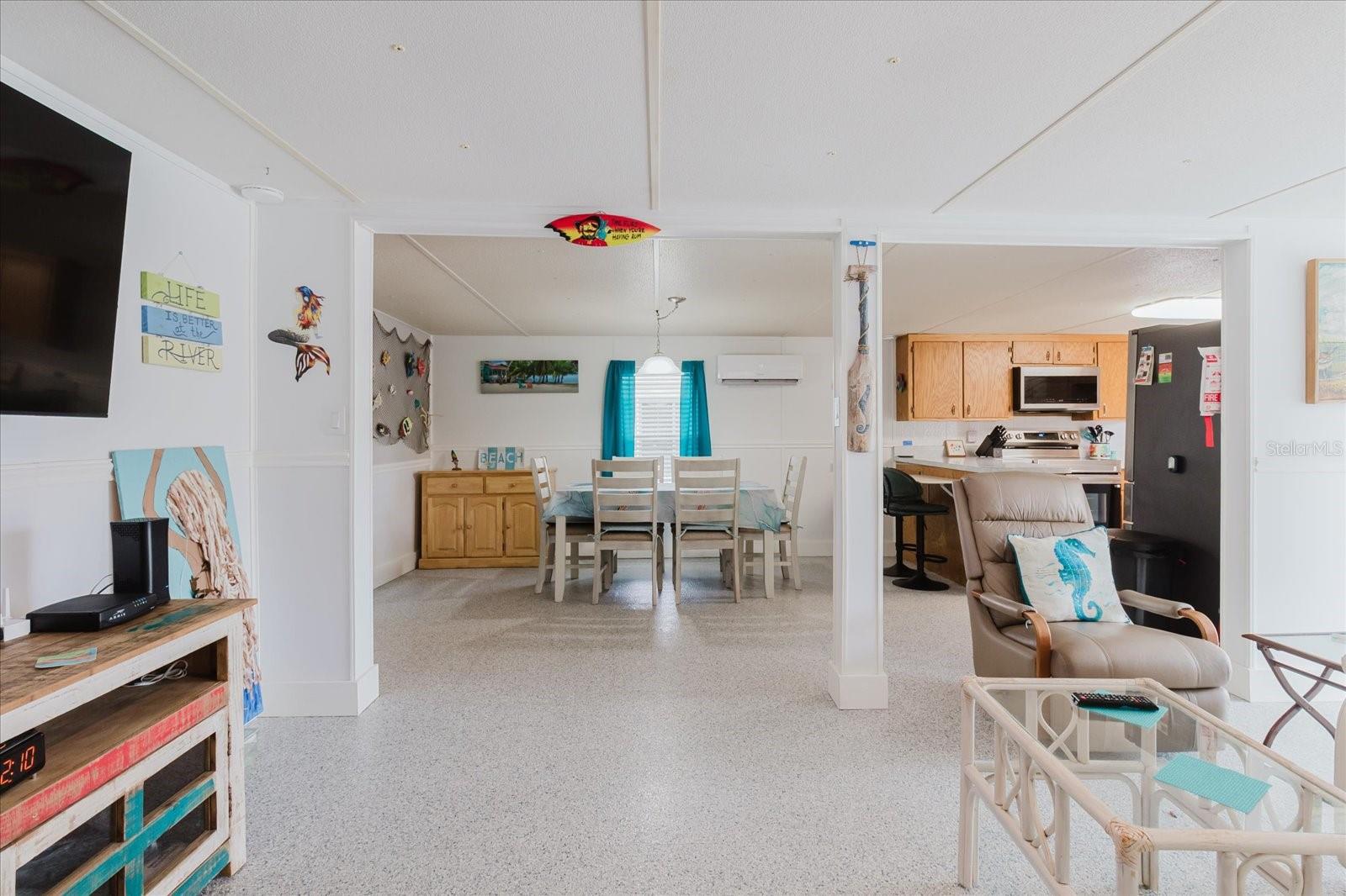 WEEKI WACHEE GARDENS - Residential