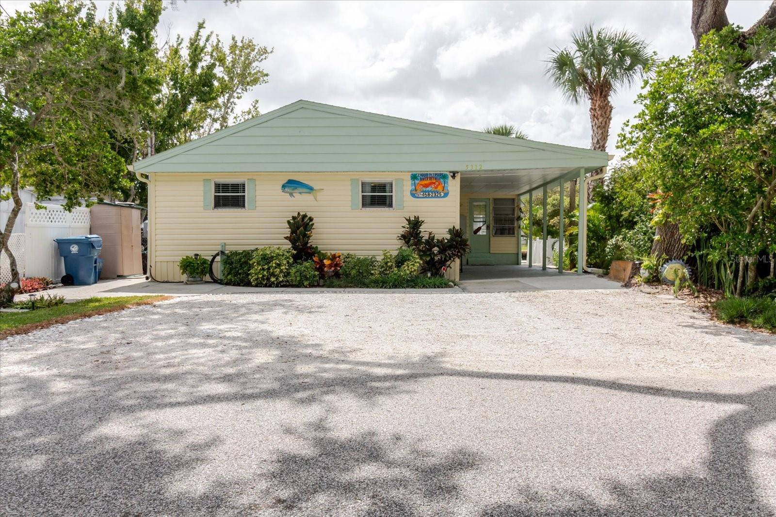 WEEKI WACHEE GARDENS - Residential