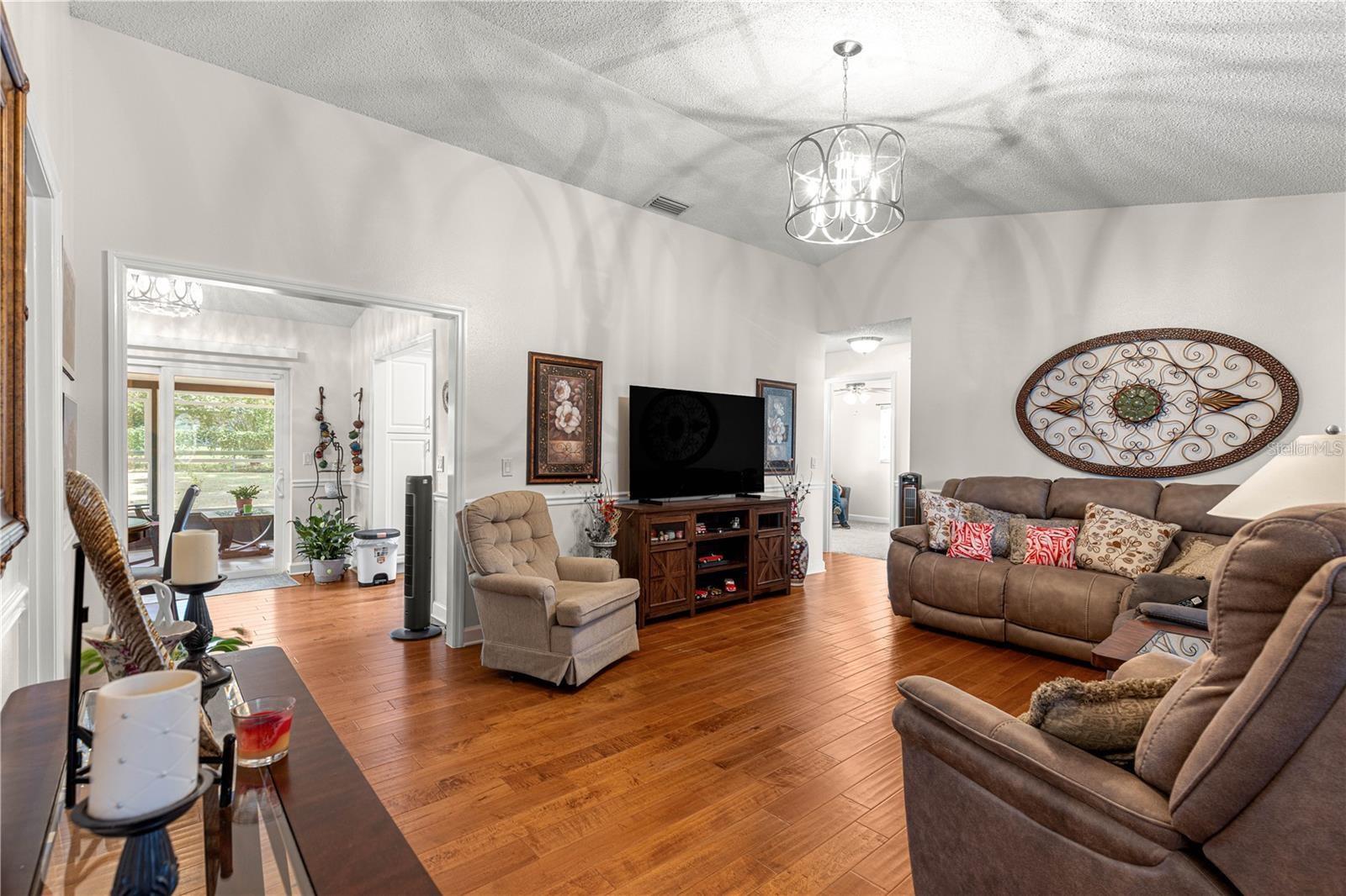 12 PINE TRACE TERRACE