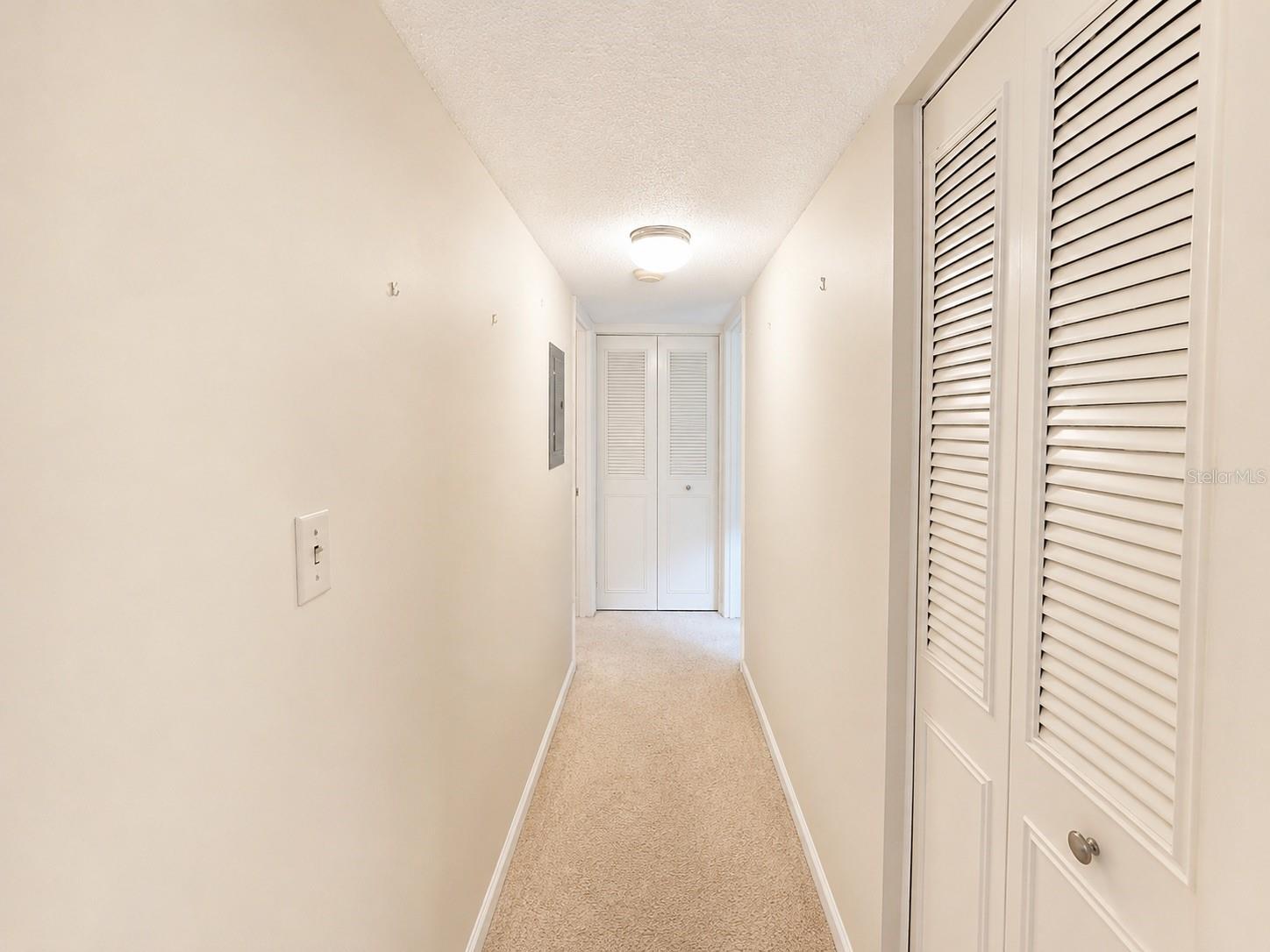 ESSEX HOUSE - Residential