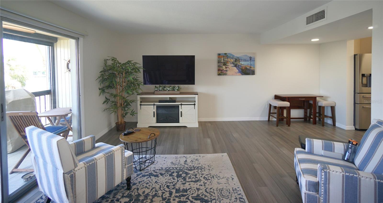NORTH BAY VILLAGE CONDO - Residential Lease