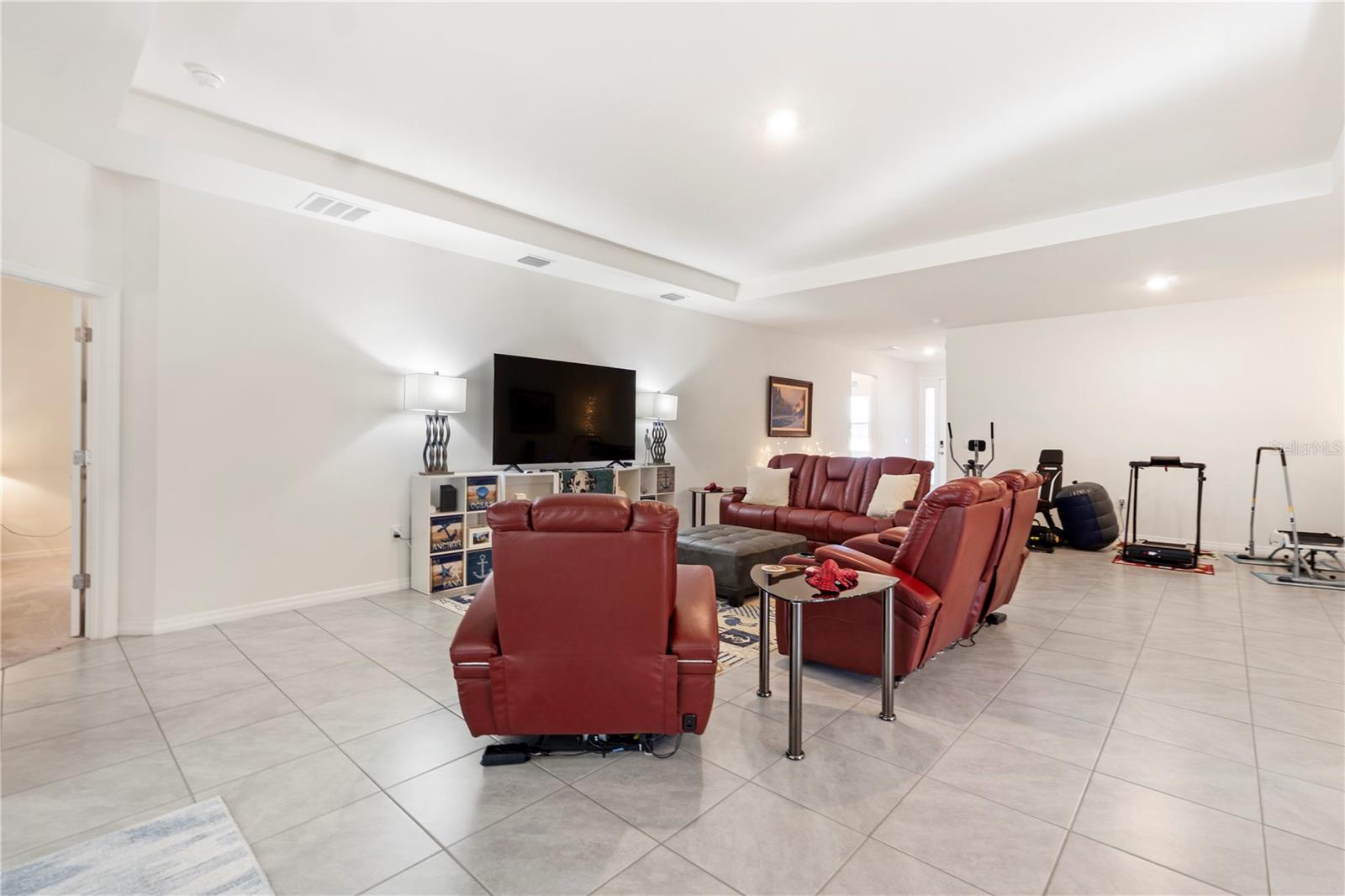 DEER PATH ESTATE - Residential