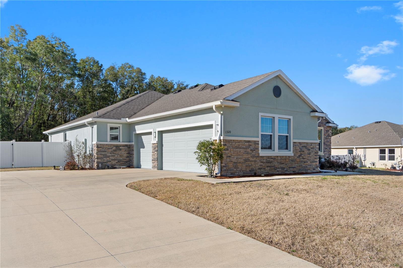 DEER PATH ESTATE - Residential