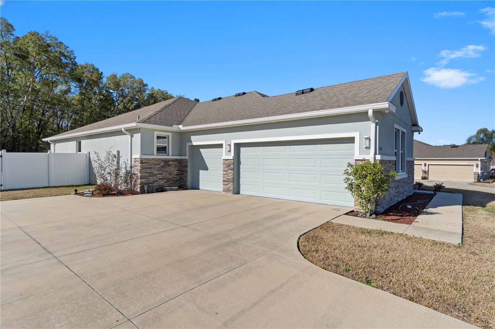 DEER PATH ESTATE - Residential