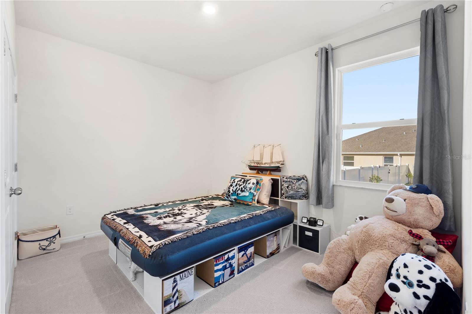 DEER PATH ESTATE - Residential