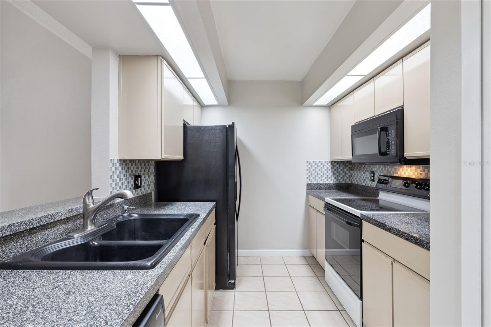 CYPRESS CLUB - Residential