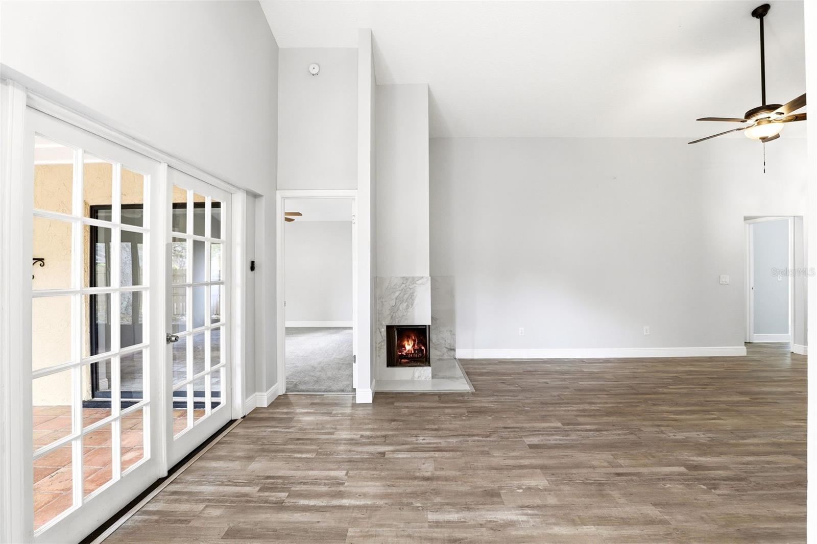 RESERVE AT THE CROSSINGS PH 1 THE - Residential