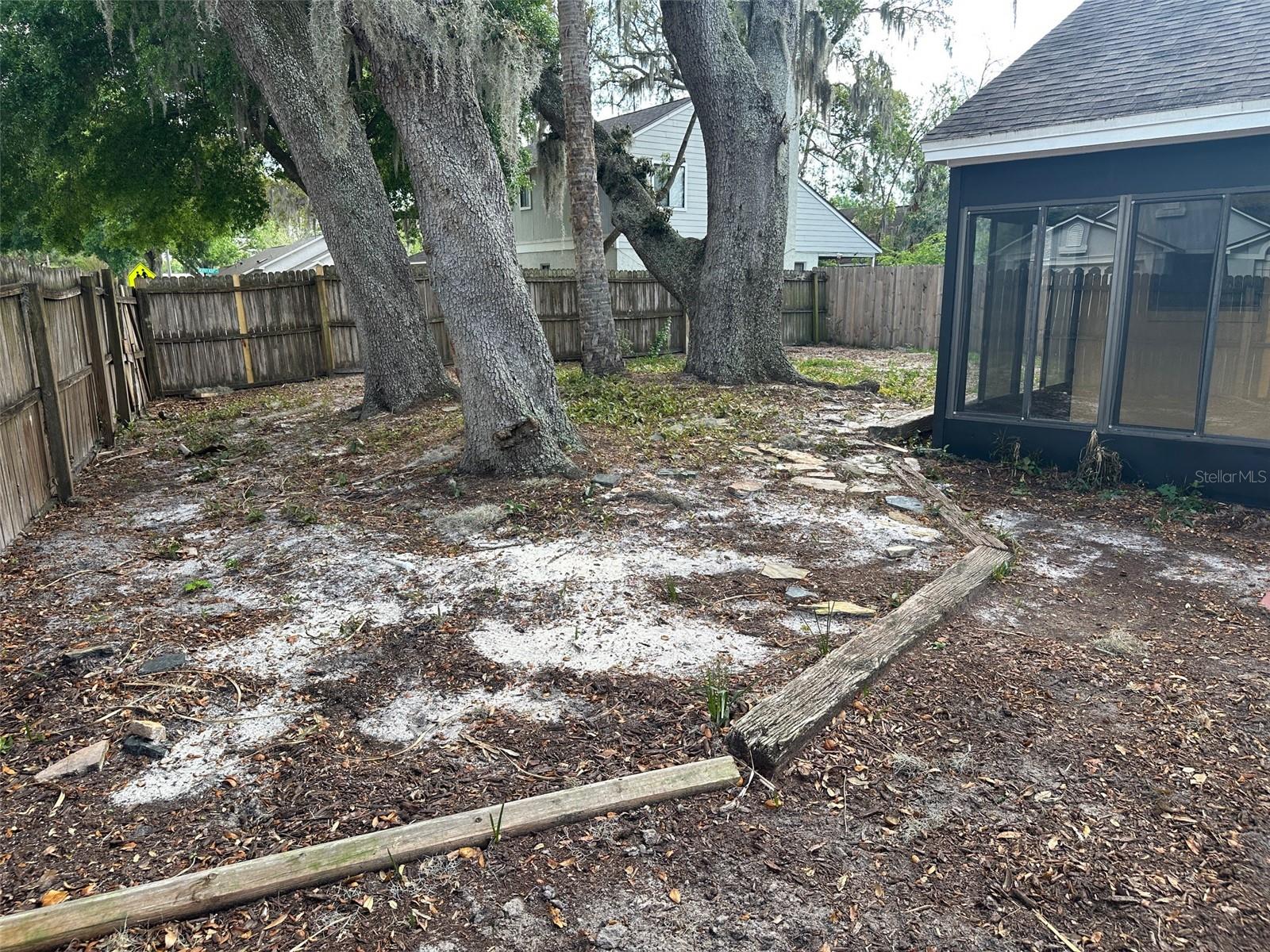 RESERVE AT THE CROSSINGS PH 1 THE - Residential