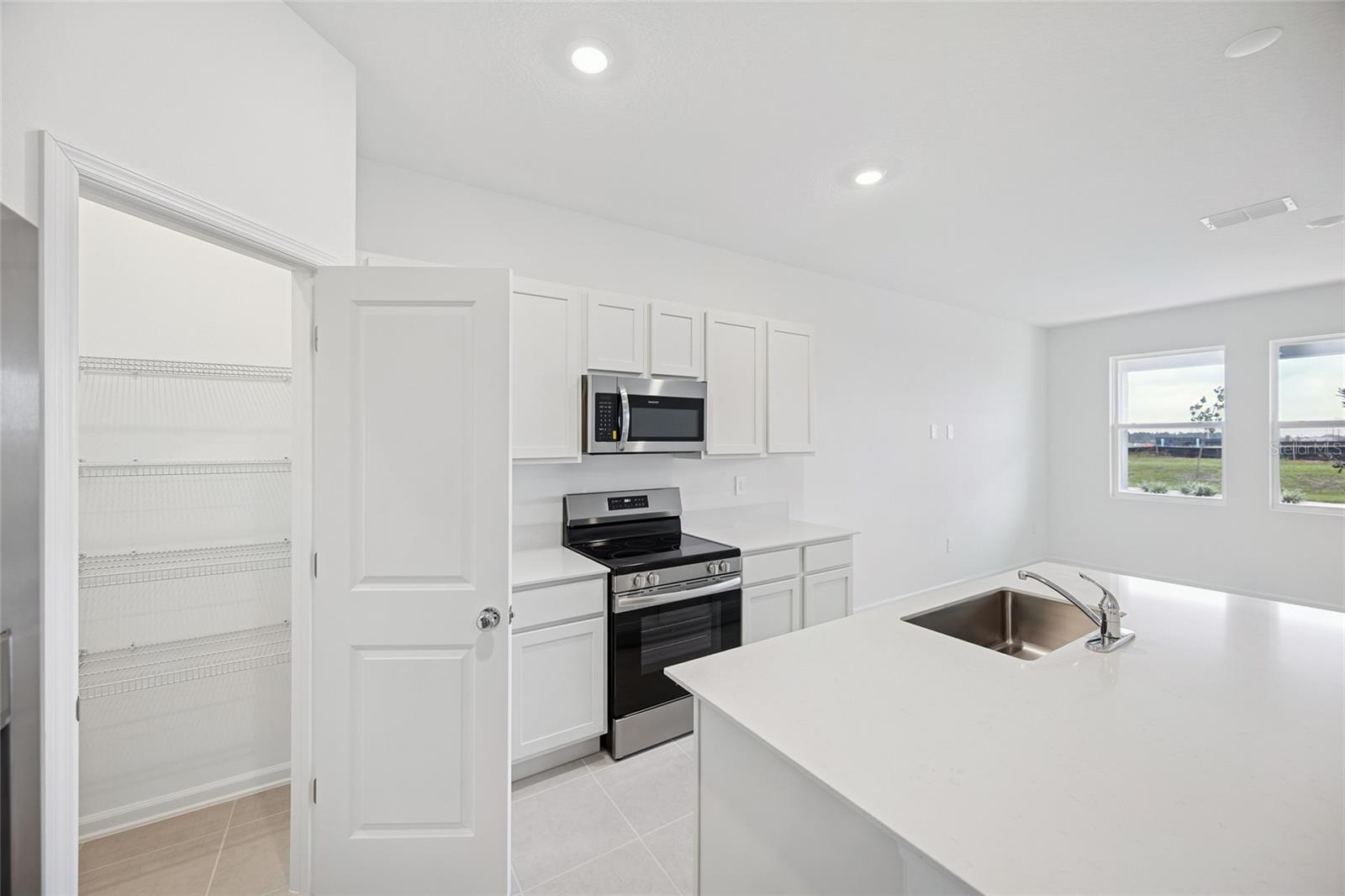 SUBDIVISION: BRENTWOOD TOWNHOMES - Residential Lease