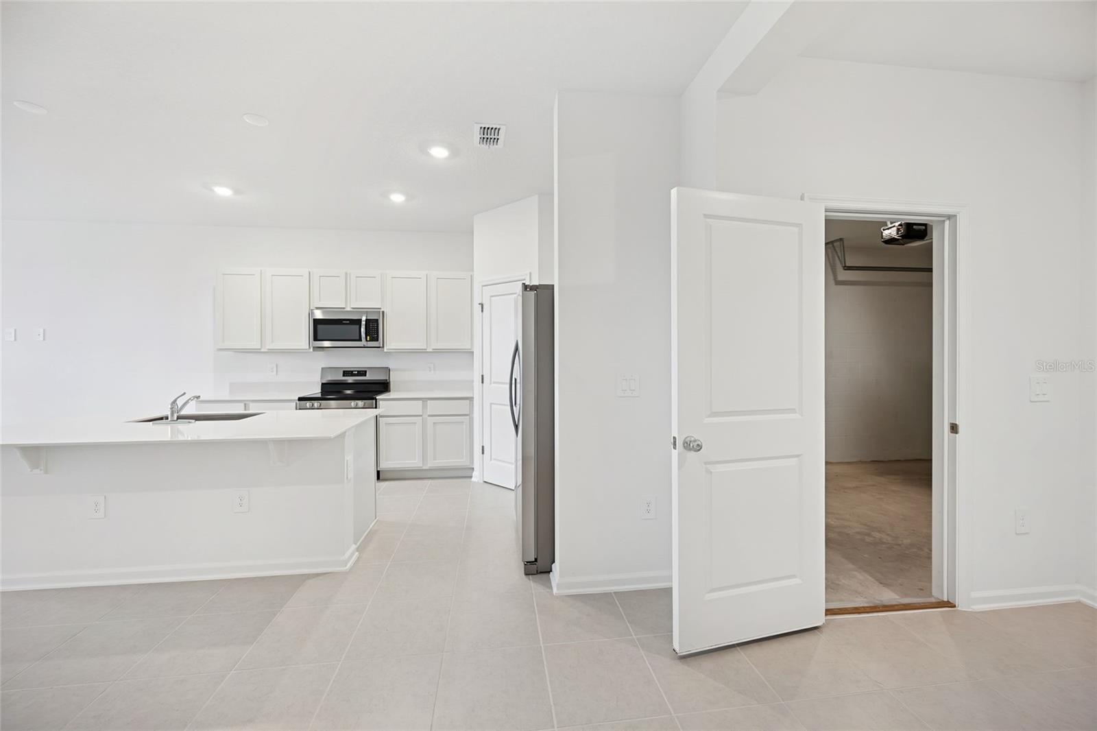 SUBDIVISION: BRENTWOOD TOWNHOMES - Residential Lease