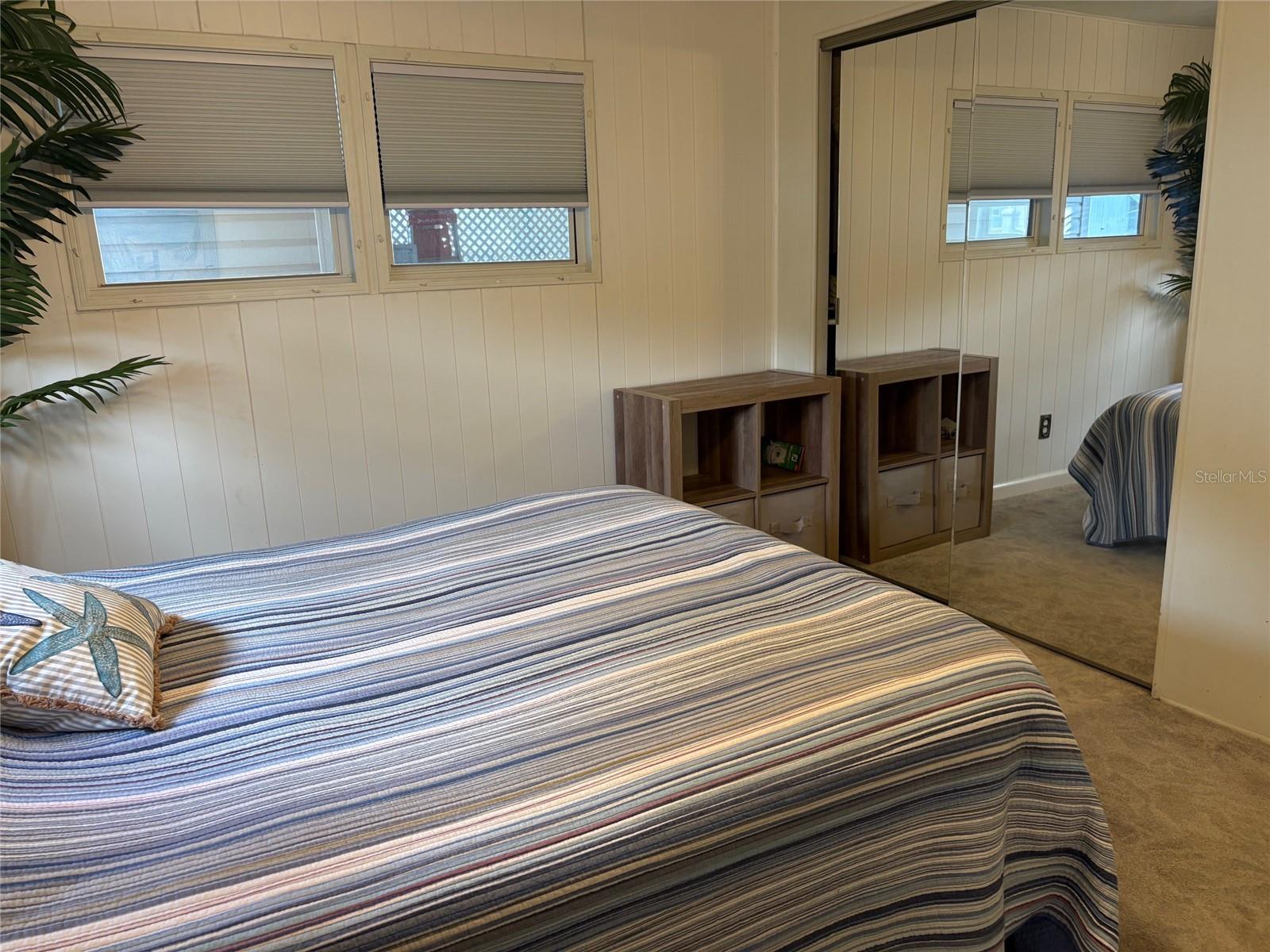 HOLIDAY SHORES MOBILE PARK UNREC - Residential