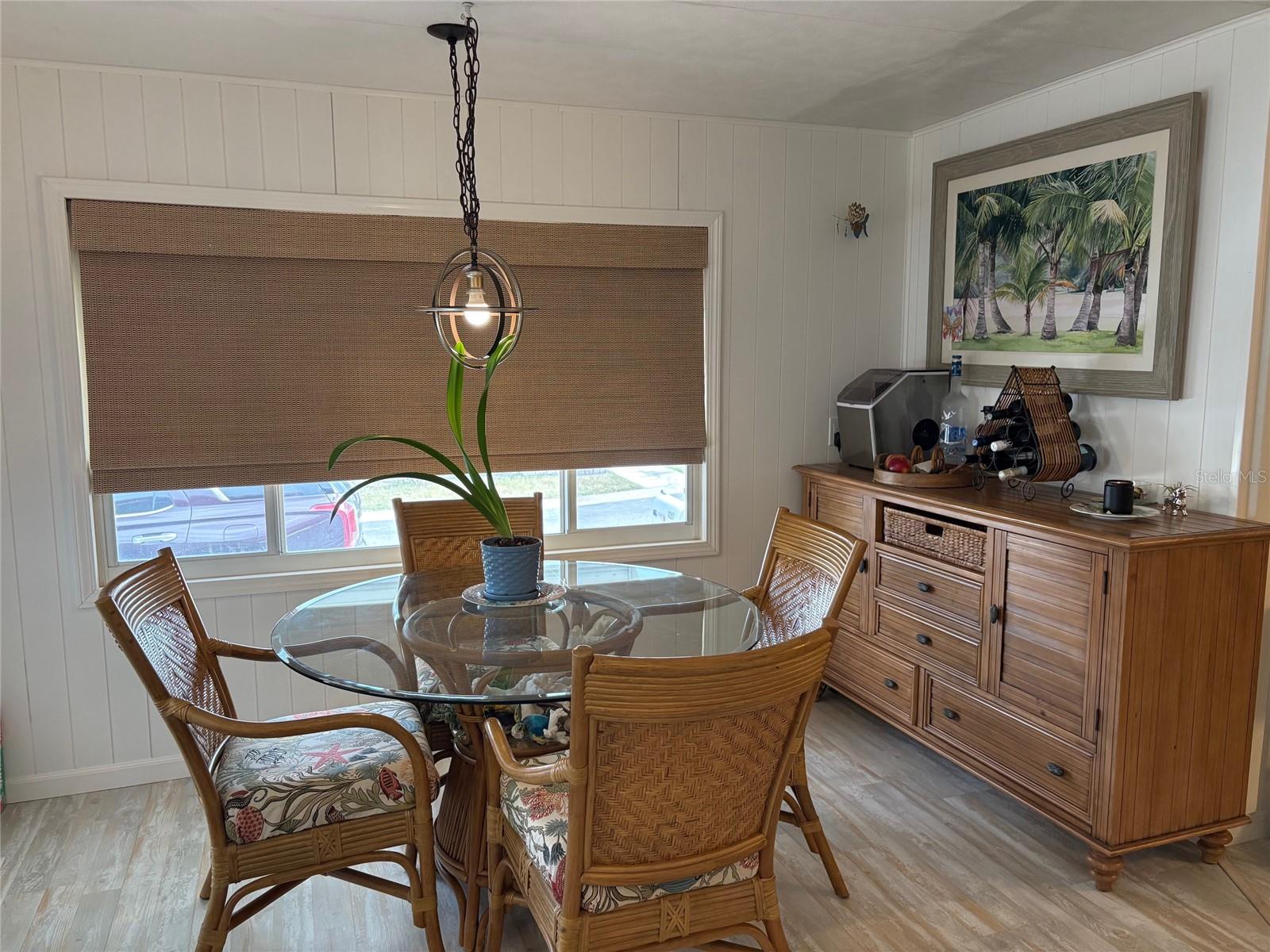 HOLIDAY SHORES MOBILE PARK UNREC - Residential