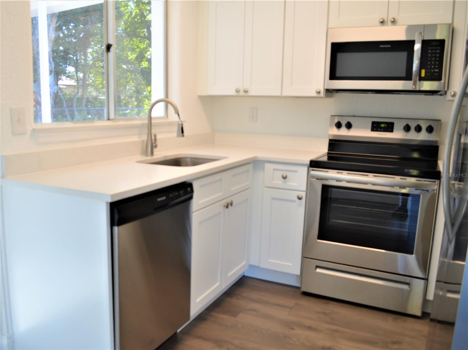 Florida Shores 01 - Residential