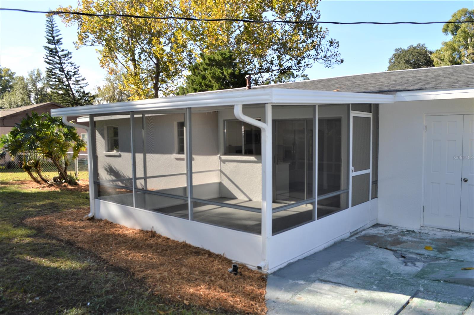 Florida Shores 01 - Residential