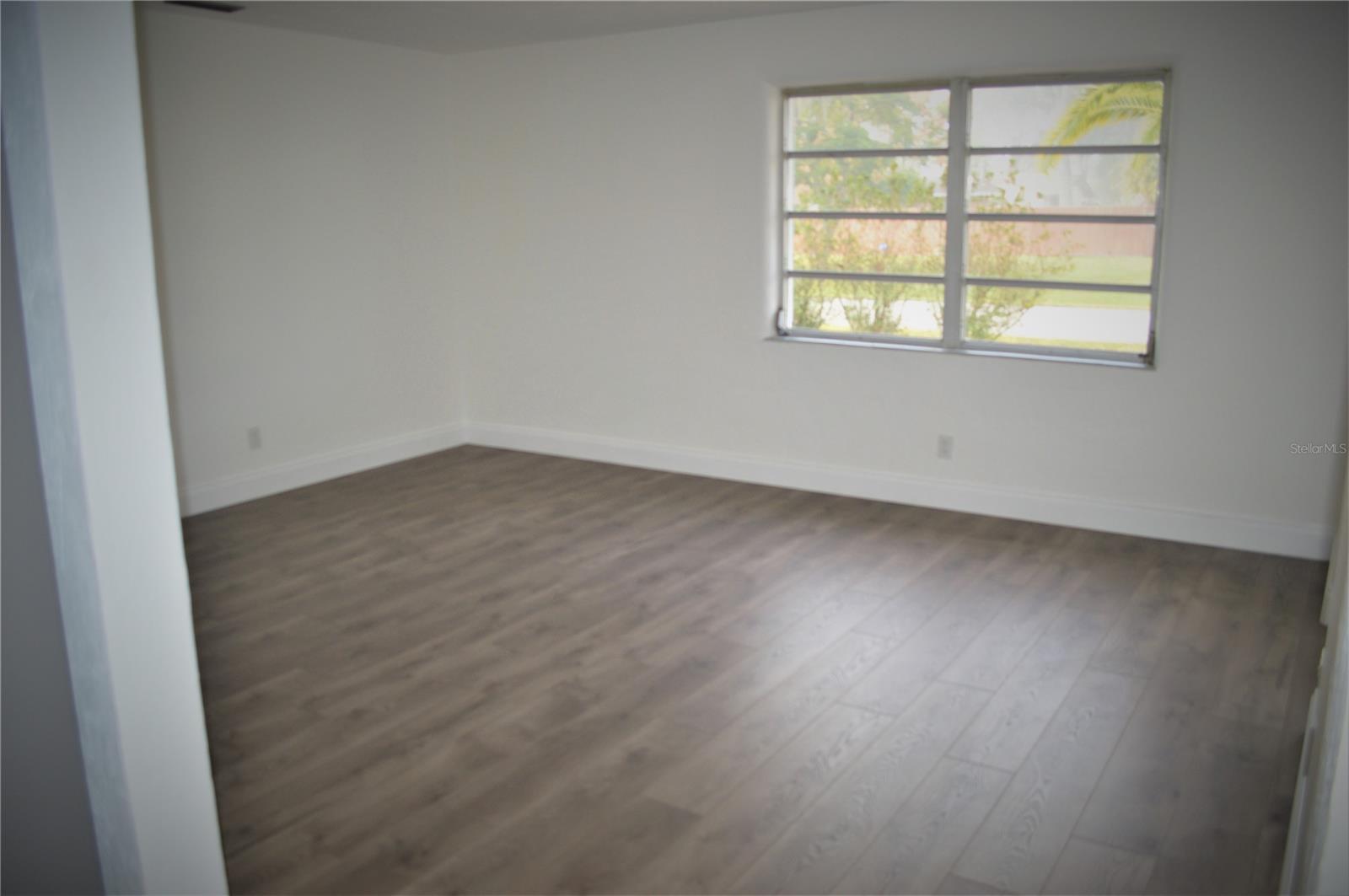 Florida Shores 01 - Residential