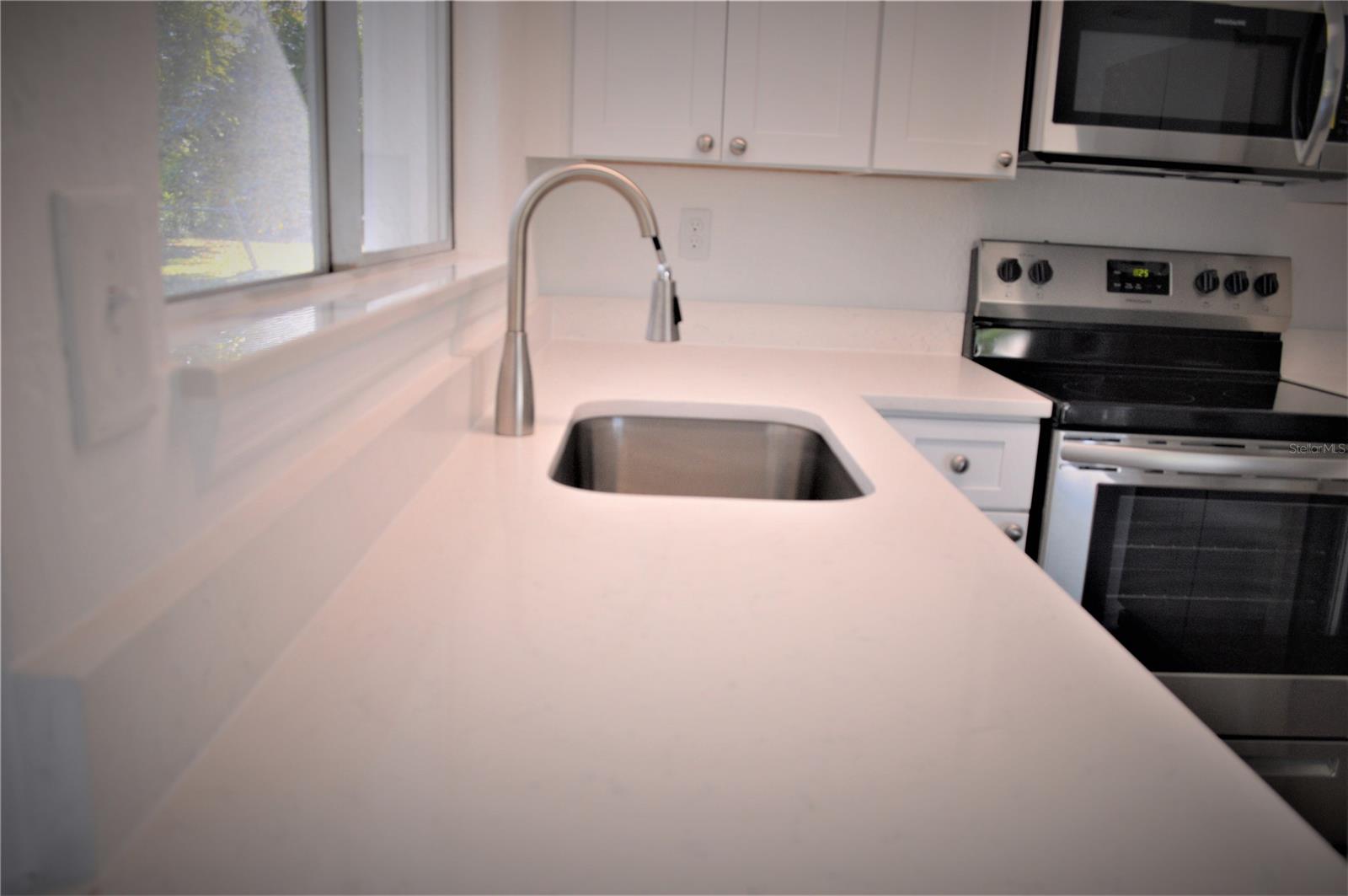 Florida Shores 01 - Residential