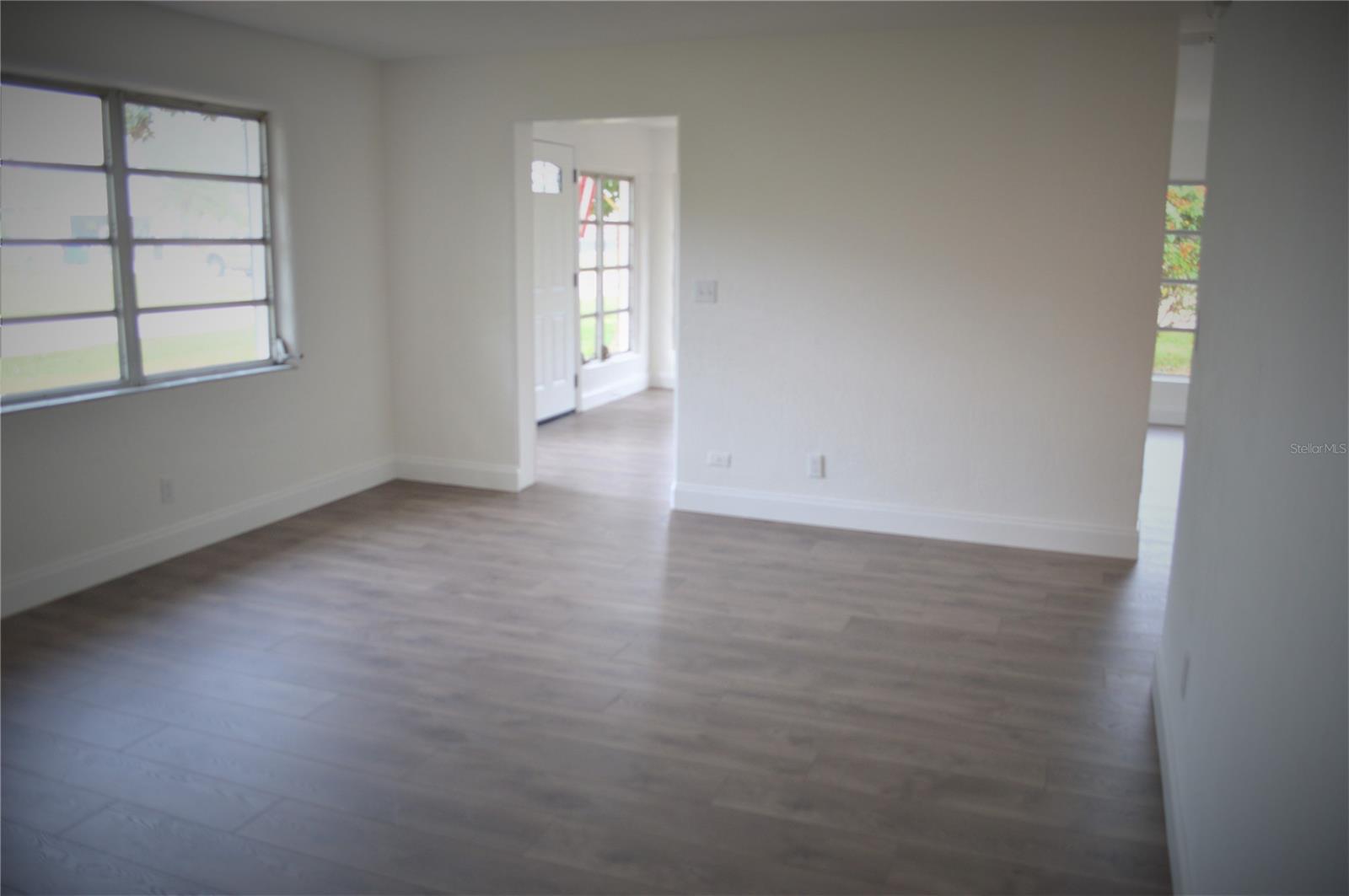 Florida Shores 01 - Residential