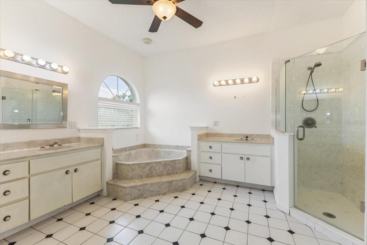 LAKE BUTLER ESTATES - Residential