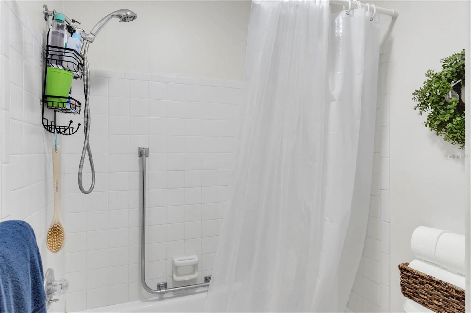 HIGHLAND LAKES CONDO - Residential